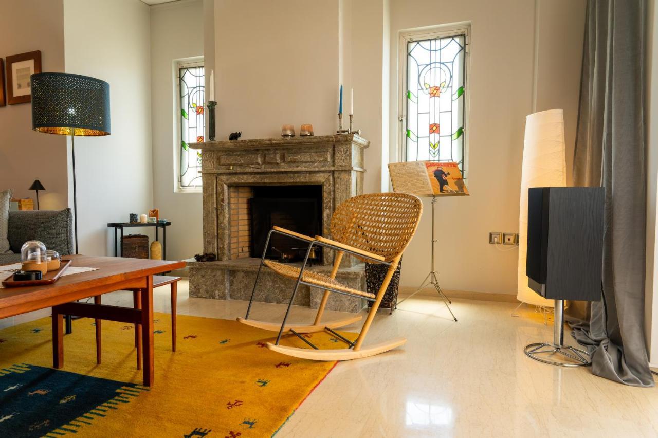Spacious Apartment In Kavouri Athens Exterior photo