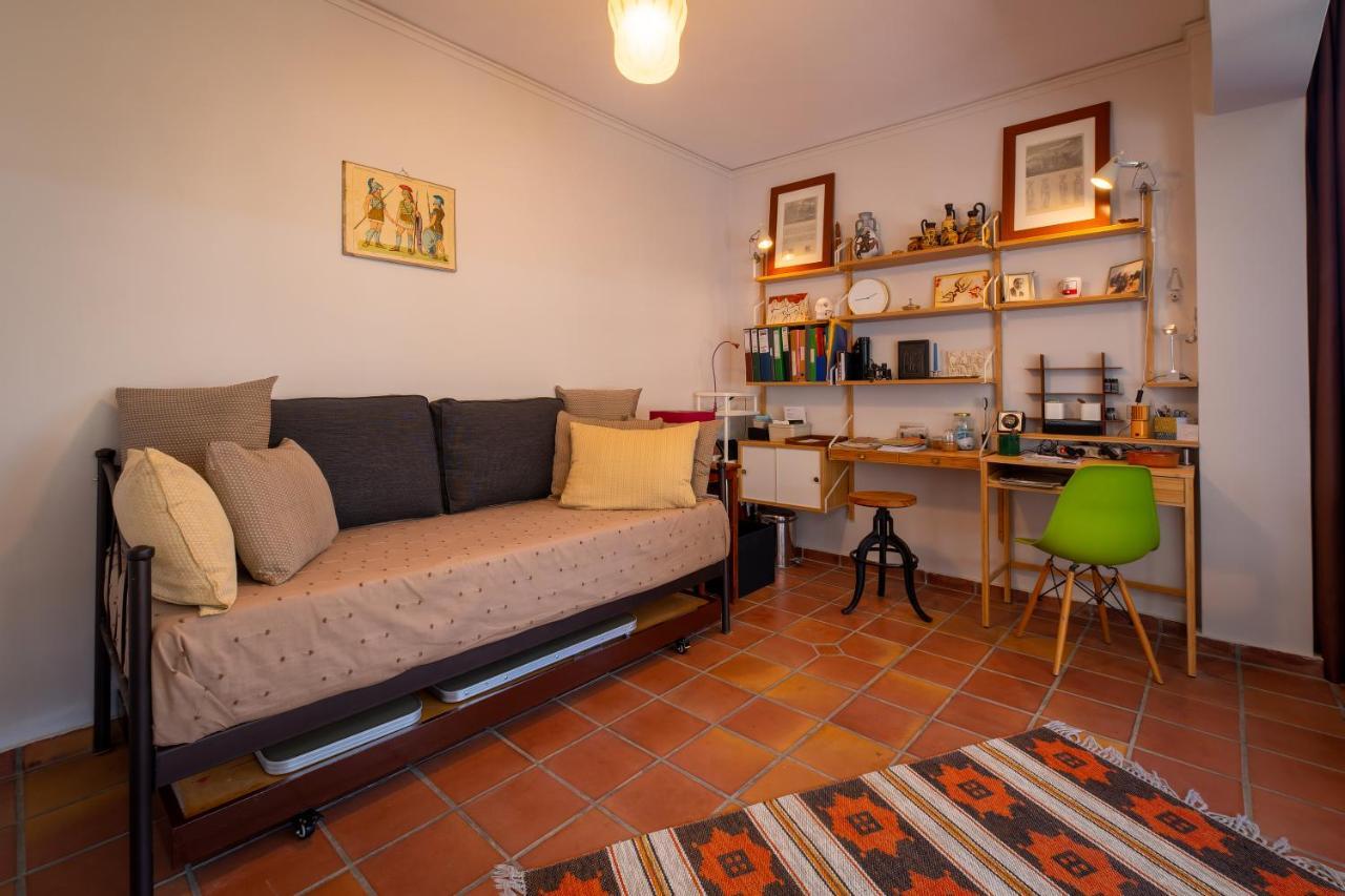 Spacious Apartment In Kavouri Athens Exterior photo